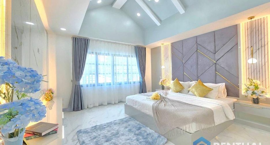 For sale 4 bedrooms house in East Pattaya, Pattaya