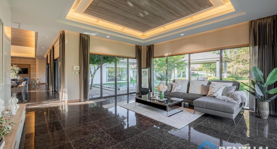 À louer et à vendre 3 chambres maison à Huay Yai, Pattaya