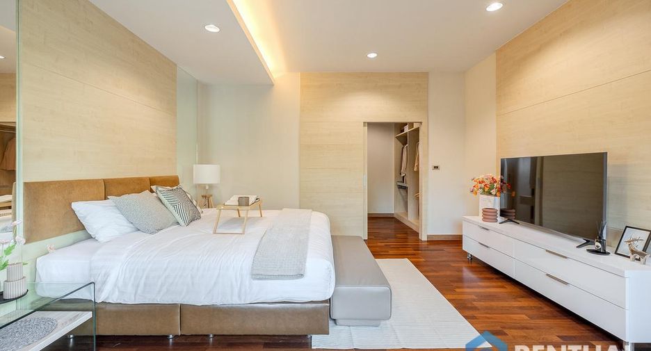 À louer et à vendre 3 chambres maison à Huay Yai, Pattaya