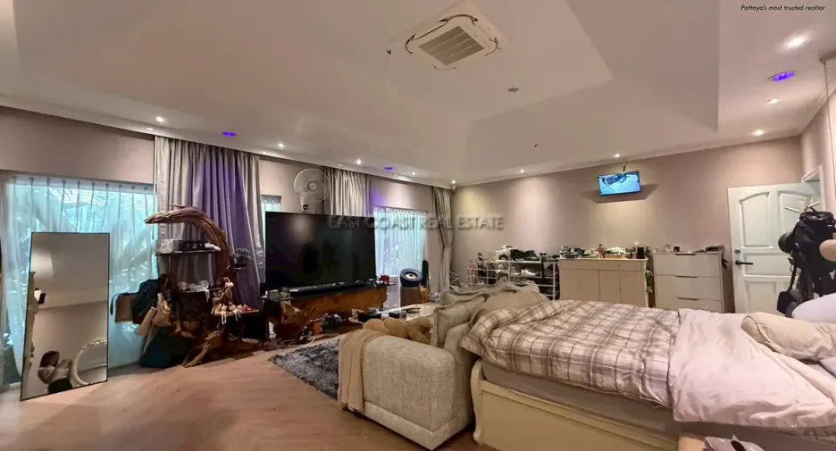 À vendre 5 chambres maison à Jomtien, Pattaya