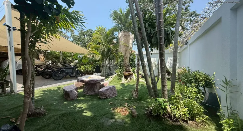 À vendre 5 chambres maison à Jomtien, Pattaya