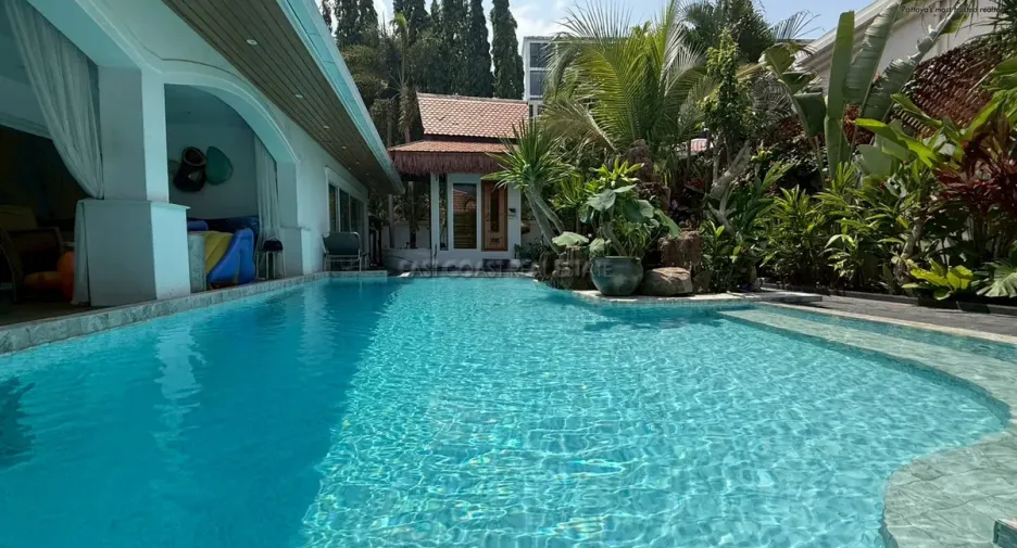 À vendre 5 chambres maison à Jomtien, Pattaya