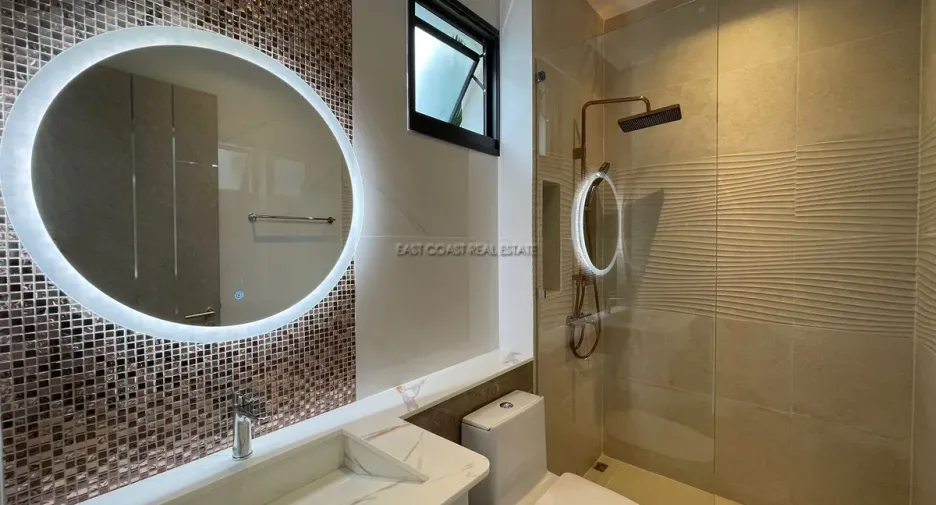 For rent and for sale 3 bedrooms house in Bang Lamung, Chonburi