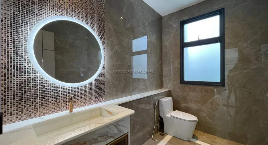 For rent and for sale 3 bedrooms house in Bang Lamung, Chonburi