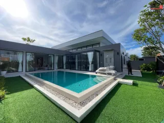 For rent and for sale 3 bedrooms house in Bang Lamung, Chonburi