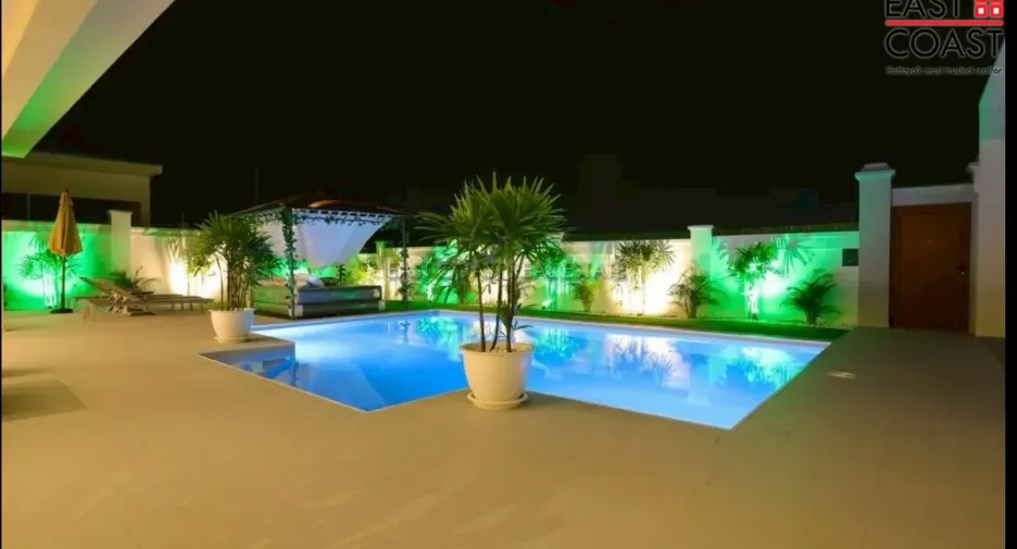 For sale 3 ベッドルーム house in Bang Lamung, Chonburi