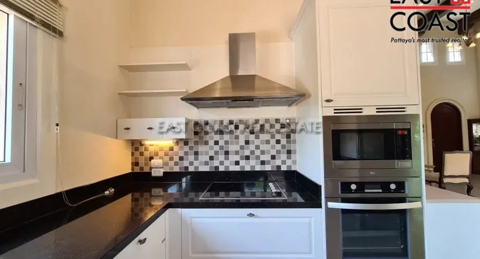 For rent and for sale 3 bedrooms house in Jomtien, Pattaya