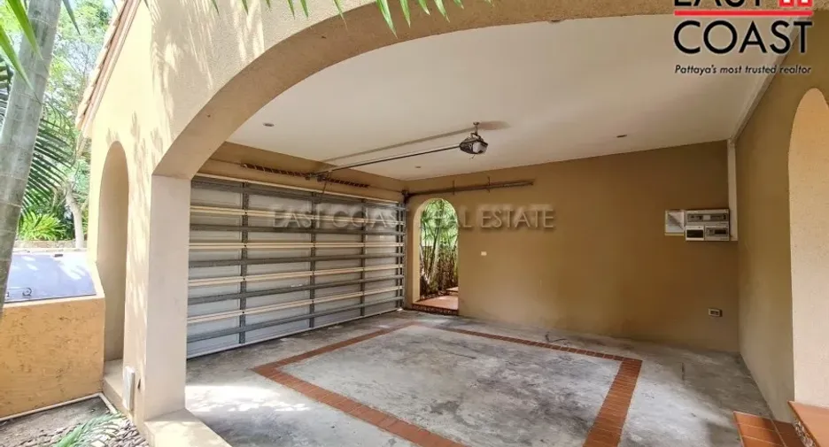 For rent and for sale 3 bedrooms house in Jomtien, Pattaya