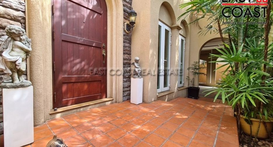 For sale and for rent 3 bedrooms house in East Pattaya, Pattaya