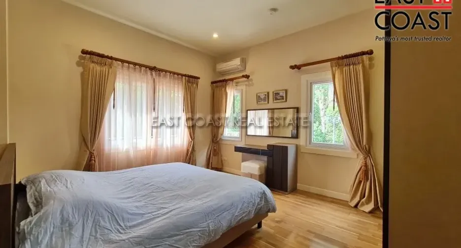For rent and for sale 3 bedrooms house in Jomtien, Pattaya