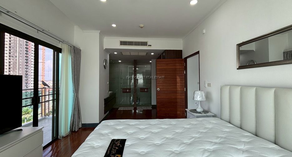 Condo en venta de 2 habitaciones en Pratumnak, Pattaya