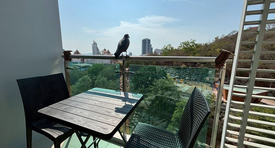 Condo en venta de 2 habitaciones en Pratumnak, Pattaya