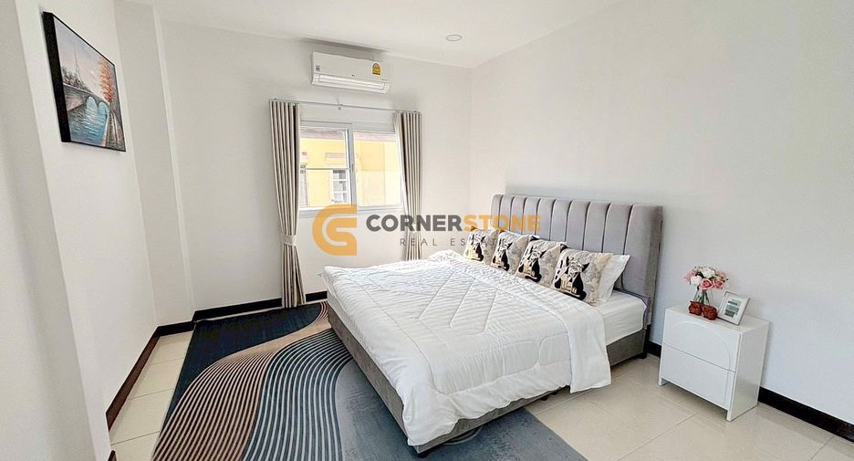 For rent 5 bedrooms house in East Pattaya, Pattaya
