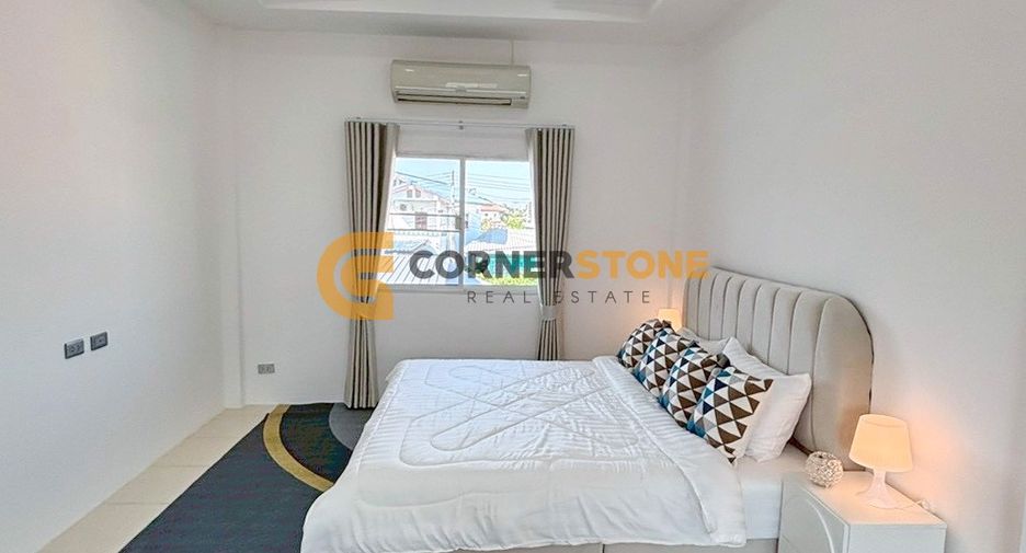 For rent 5 bedrooms house in East Pattaya, Pattaya