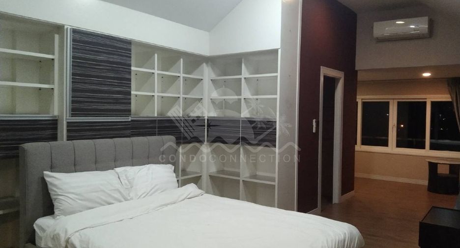 Casa en alquiler de 6 habitaciones en East Pattaya, Pattaya