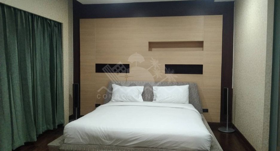 Casa en alquiler de 6 habitaciones en East Pattaya, Pattaya