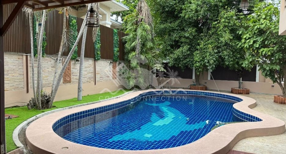 Casa en alquiler de 6 habitaciones en East Pattaya, Pattaya