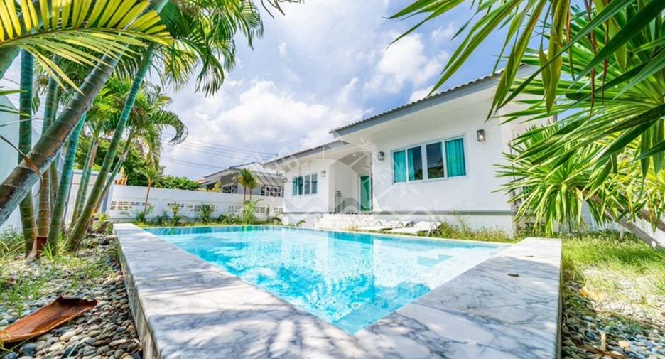 For sale 5 bedrooms house in Jomtien, Pattaya