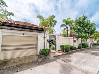 For sale 4 bedrooms house in Bang Lamung, Chonburi