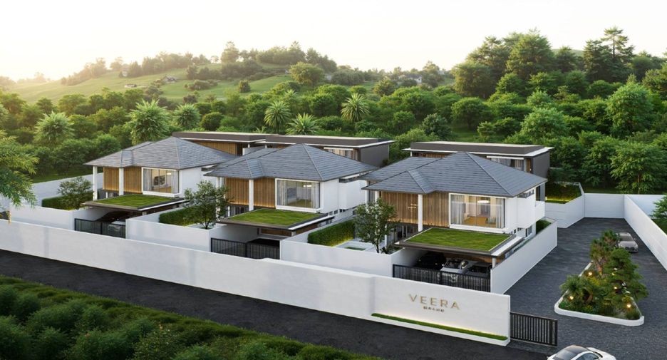 For sale 4 bedrooms house in East Pattaya, Pattaya