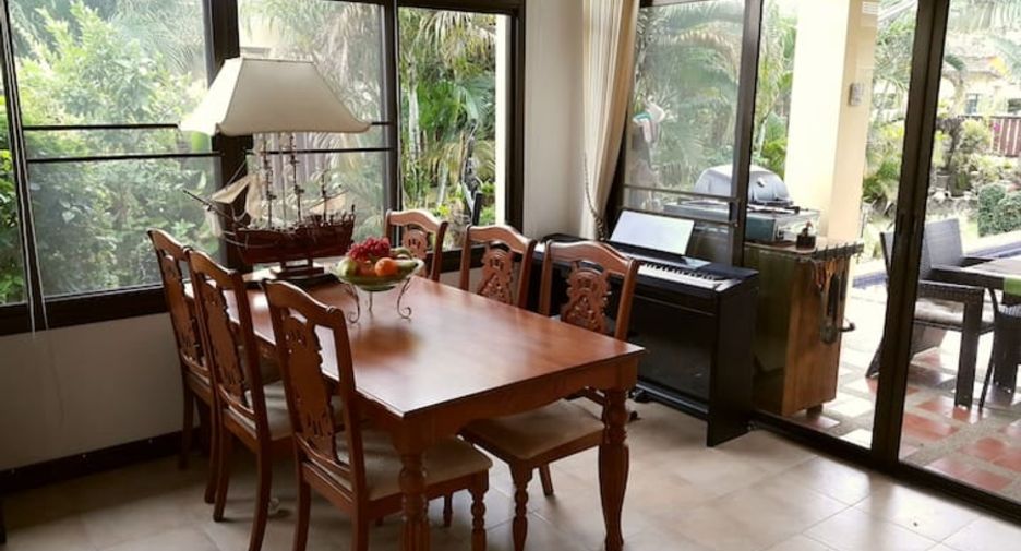 À vendre 4 chambres maison à Sattahip, Chonburi