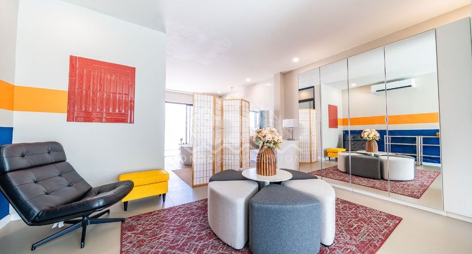 For sale 4 bedrooms house in East Pattaya, Pattaya