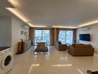 Condo en venta de 3 habitaciones en Bang Lamung, Chonburi