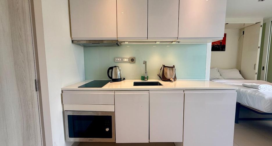 For sale studio condo in Pratumnak, Pattaya