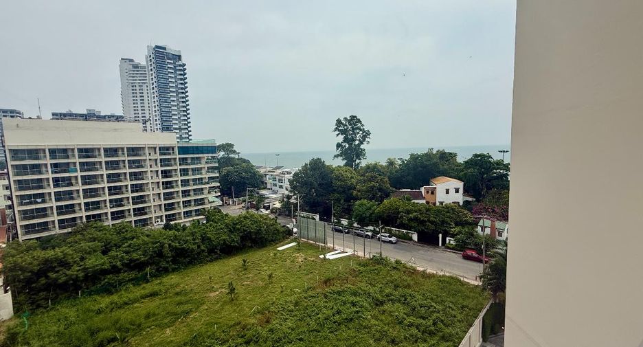For sale studio condo in Pratumnak, Pattaya
