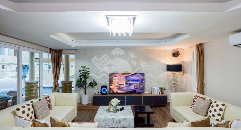 For sale 4 bedrooms house in Jomtien, Pattaya