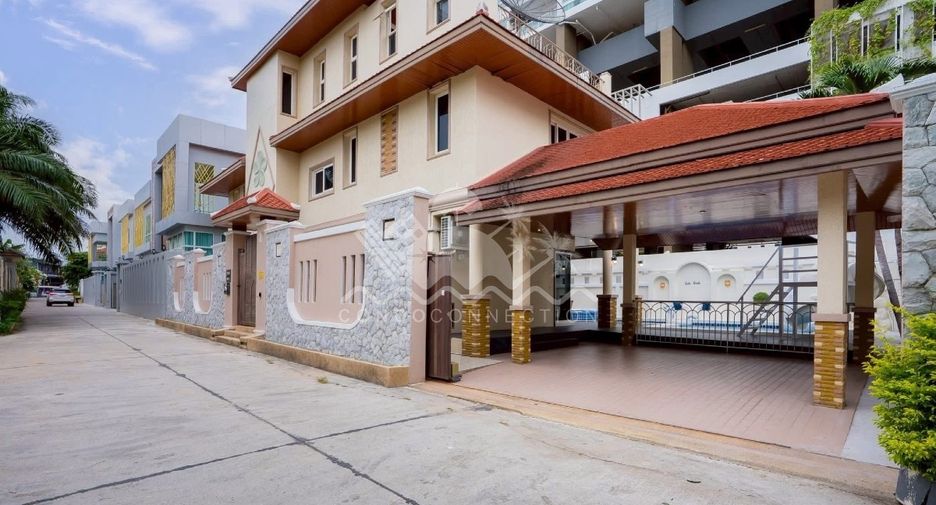 For sale 4 bedrooms house in Jomtien, Pattaya