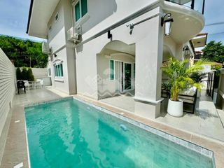 Haus zum Kauf mit 4 Zimmer in Bang Lamung, Chonburi