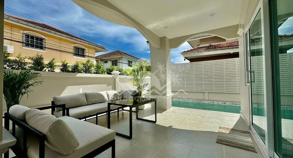 For sale 4 bedrooms house in North Pattaya, Pattaya