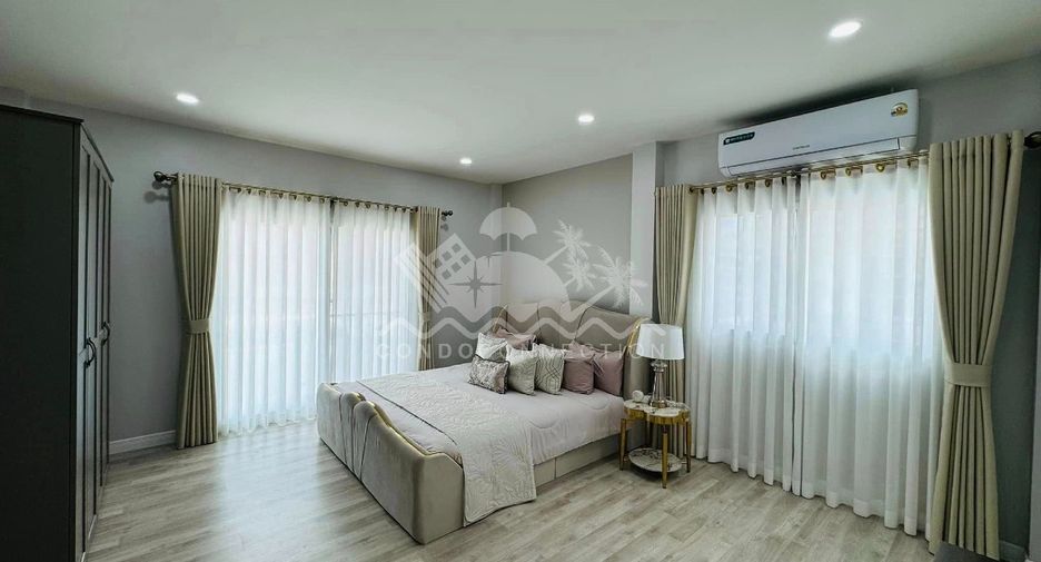 For sale 4 bedrooms house in North Pattaya, Pattaya