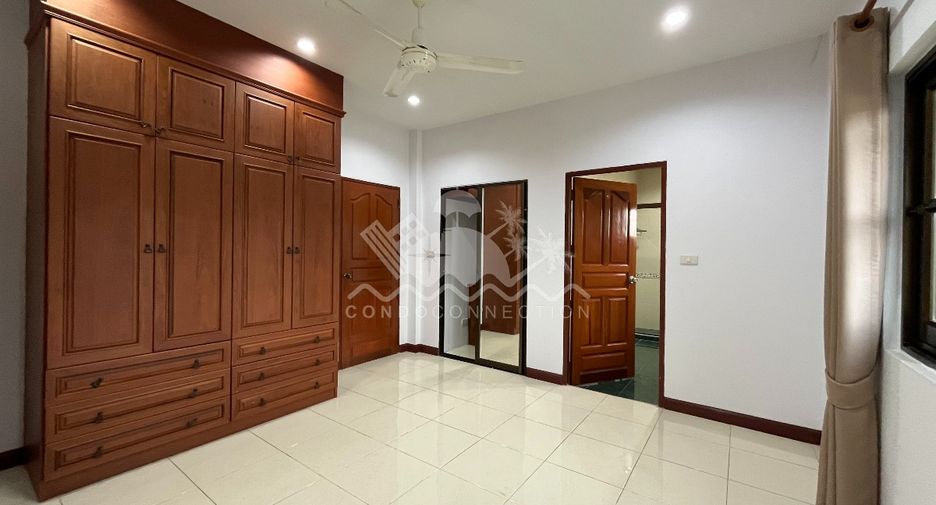 For rent 5 bedrooms house in Bang Lamung, Chonburi