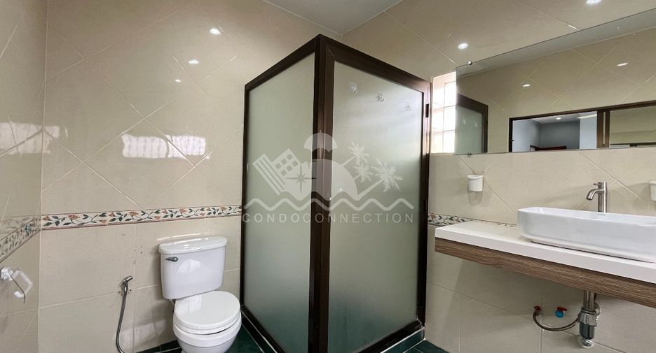 For rent 5 bedrooms house in Bang Lamung, Chonburi