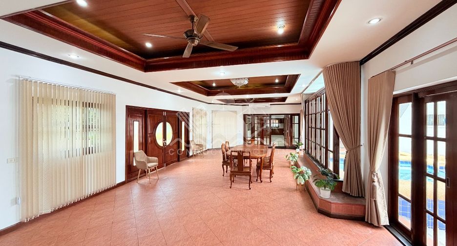 For rent 5 bedrooms house in Bang Lamung, Chonburi