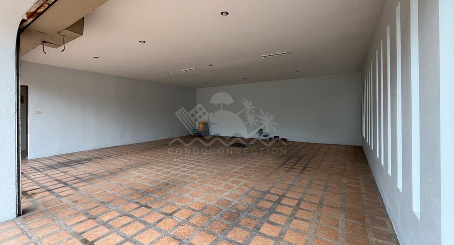 For rent 5 bedrooms house in Bang Lamung, Chonburi