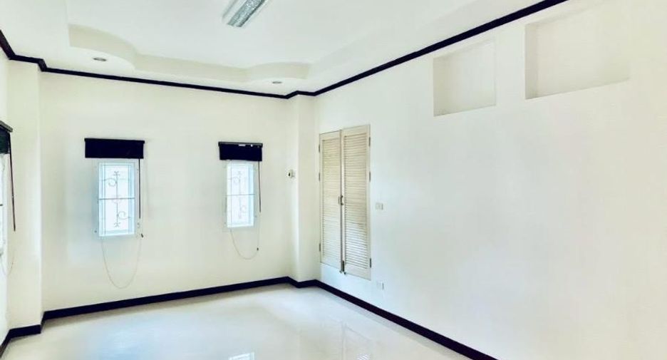 À vendre 4 chambres maison à Jomtien, Pattaya