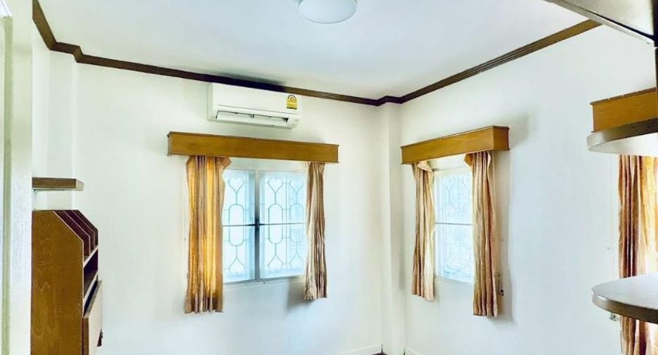 À vendre 4 chambres maison à Jomtien, Pattaya
