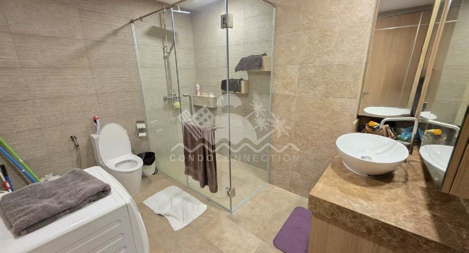 For sale 2 bedrooms condo in North Pattaya, Pattaya