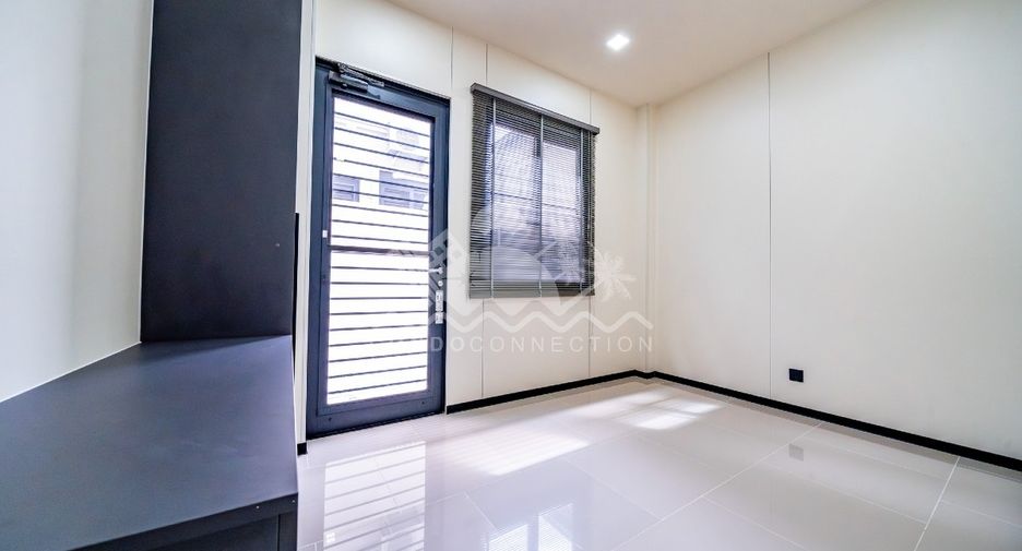 Haus zum Kauf mit 5 Zimmer in East Pattaya, Pattaya