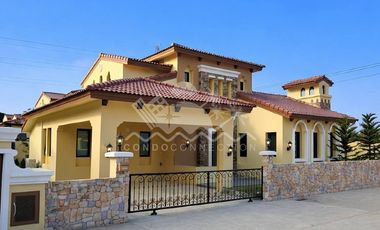 For rent 3 ベッドルーム house in Sattahip, Chonburi
