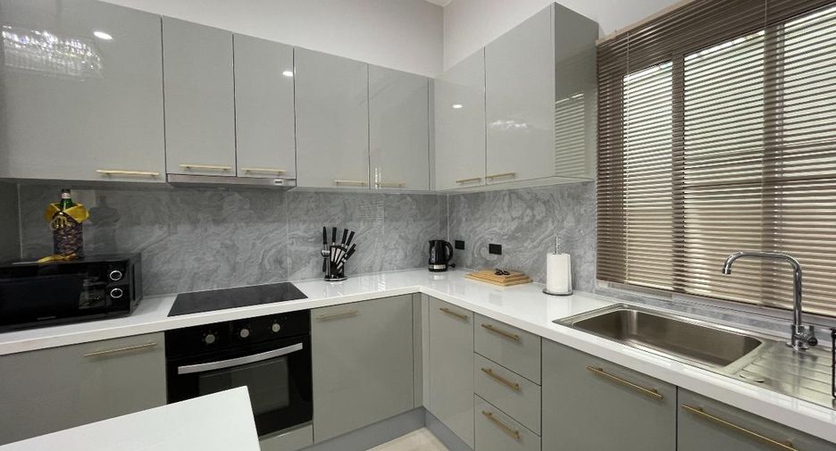 À vendre 3 chambres maison à Huay Yai, Pattaya