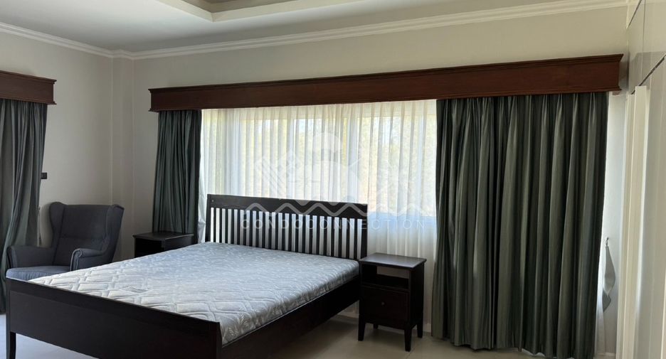 For rent 4 bedrooms house in East Pattaya, Pattaya