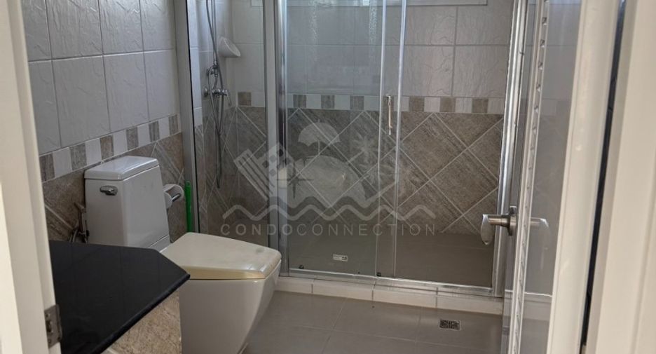 For rent 4 bedrooms house in East Pattaya, Pattaya