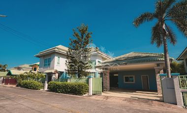For rent 4 bedrooms house in East Pattaya, Pattaya