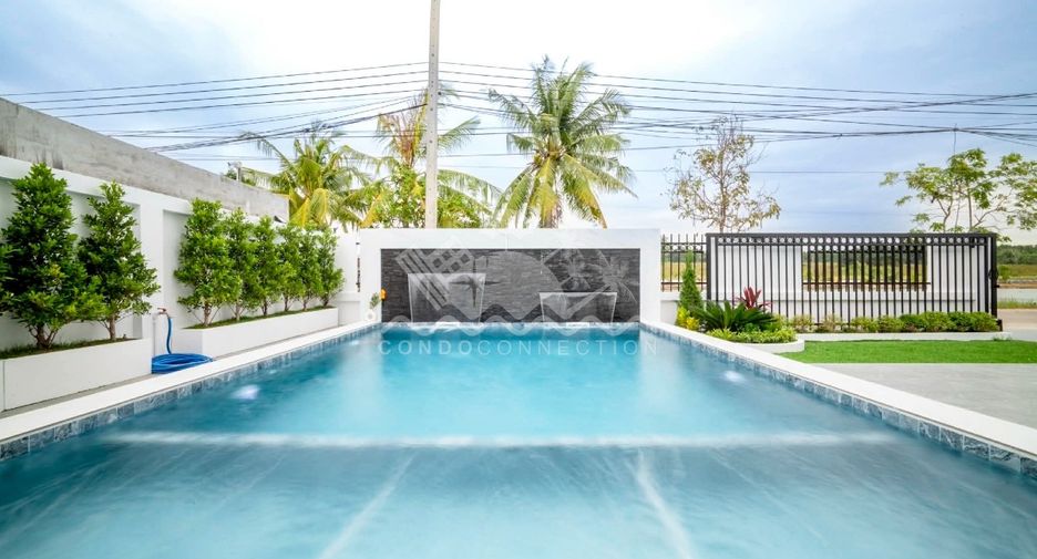 For sale 3 bedrooms house in East Pattaya, Pattaya