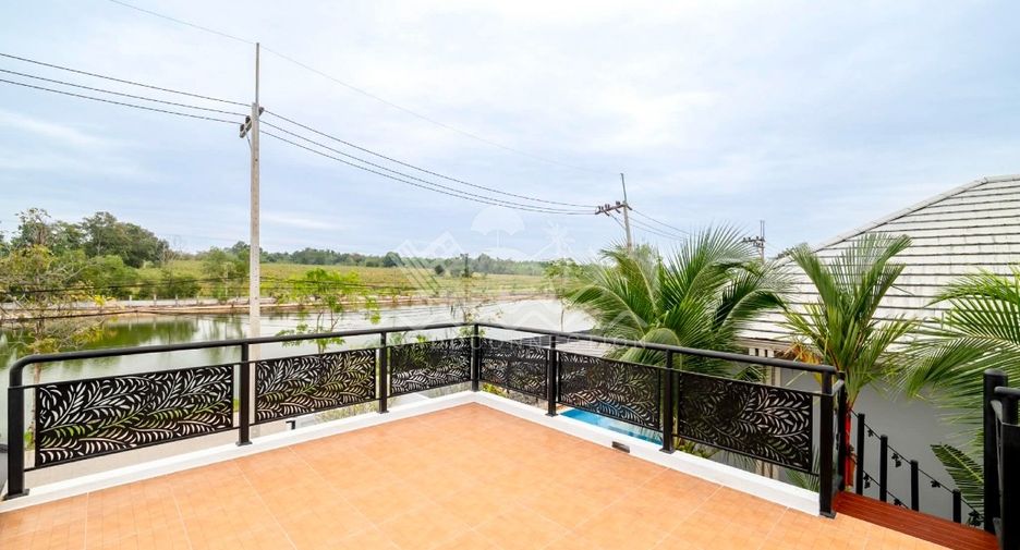 For sale 3 bedrooms house in East Pattaya, Pattaya