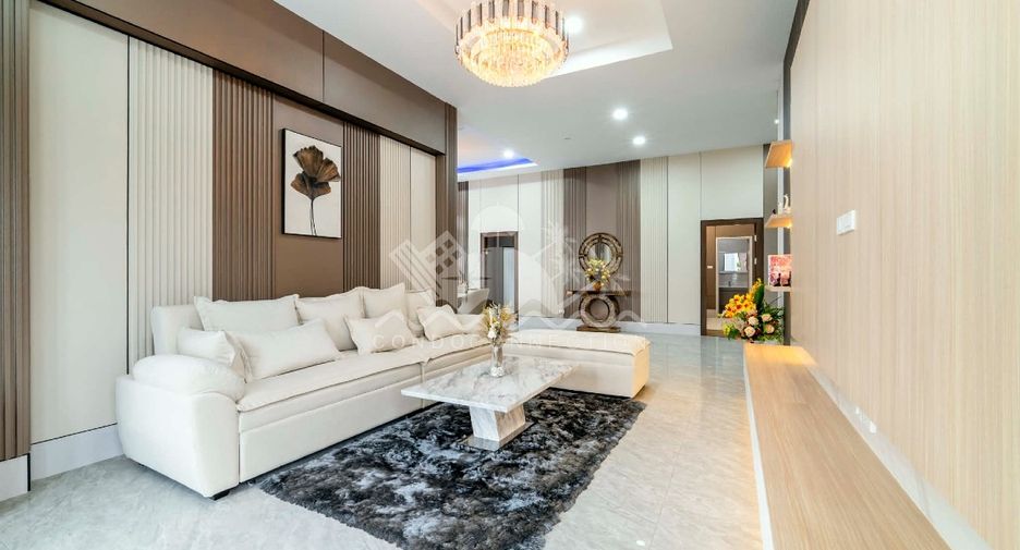 For sale 3 bedrooms house in East Pattaya, Pattaya
